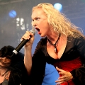 leaves-eyes_14_amphi-festival-2010