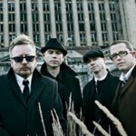 Flogging Molly auf Tour – Zusammenarbeit mit Oxfam und Fan-Shirts