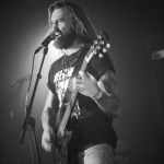 141121_Helhorse_5323_PetThePreacher_MB