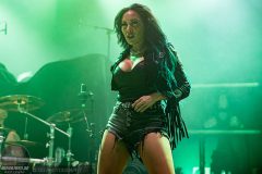 Butcher Babies in der Stadthalle Offenbach am 22. Oktober 2022