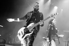 Butcher Babies in der Stadthalle Offenbach am 22. Oktober 2022
