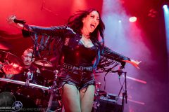 Butcher Babies in der Stadthalle Offenbach am 22. Oktober 2022