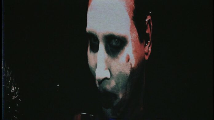 Marilyn Manson – Don’t chase the dead (starring Norman Reedus)