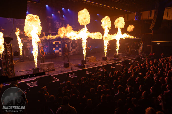 Völkerball in der Turbinenhalle Oberhausen am 10.11.2023