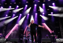 VNV Nation sagen Konzerte und Festivals aus gesundheitlichen Gründen ab VNV Nation - M'era Luna 2024 - Fotograf: Matthias Irrgang