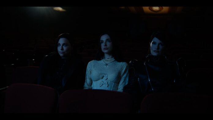 Poppy, Amy Lee und Courtney LaPlante: Neue Single „End of You“