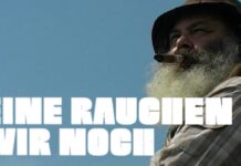 Feine Sahne Fischfilet veröffentlichen Musikvideo zu „Eine rauchen wir noch“ – am ersten Todestag von Lothar König