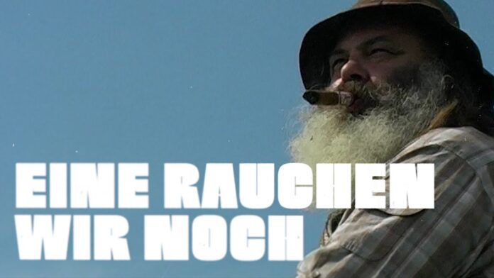 Feine Sahne Fischfilet veröffentlichen Musikvideo zu „Eine rauchen wir noch“ – am ersten Todestag von Lothar König