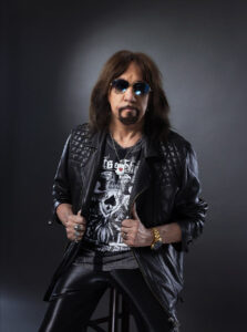 © Ace Frehley (© Foto Credit: Jayme Thornton) | Mindbreed © Ace Frehley (© Foto Credit: Jayme Thornton)