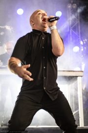 Fotos von NITZER EBB auf dem Amphi Festival 2019. Fotograf: Matthias Irrgang.