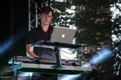 VNV Nation